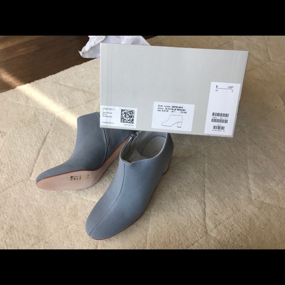 BRAND NEW COS CANVAS BOOTS